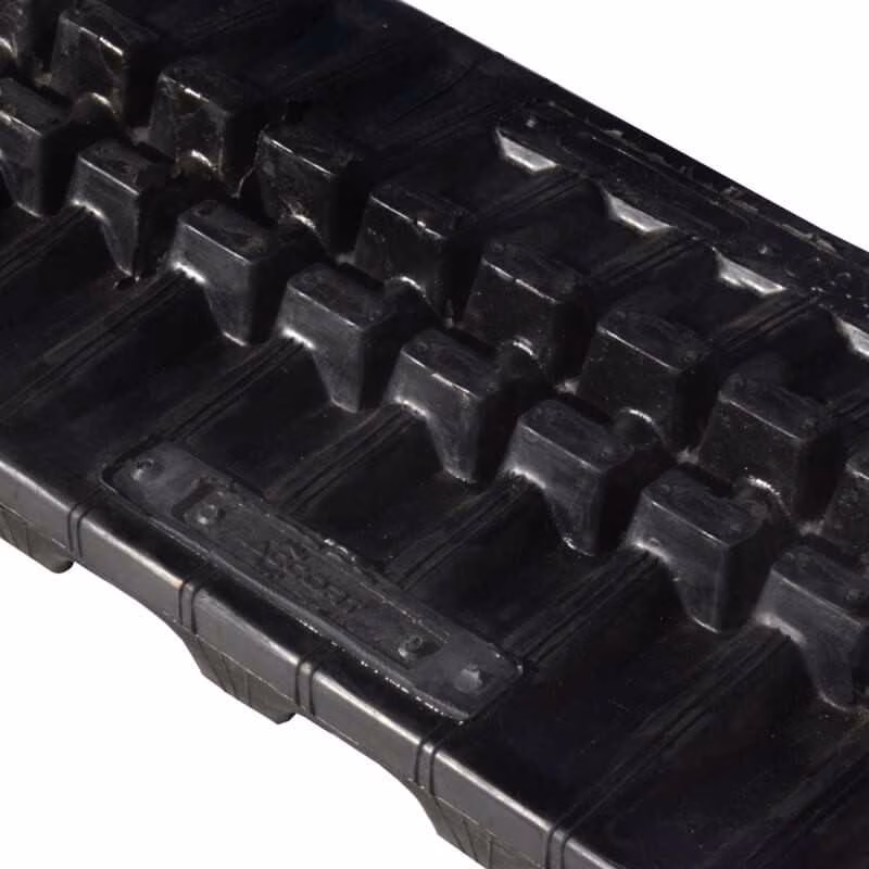 Chenille caoutchouc de Mini-pelle KOMATSU PC35 MR Serie 2 5001-UP