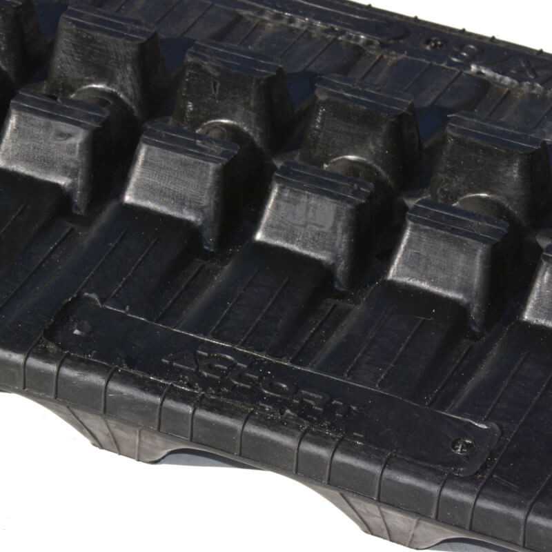 Chenille caoutchouc alternative de Mini-pelle KUBOTA KH090